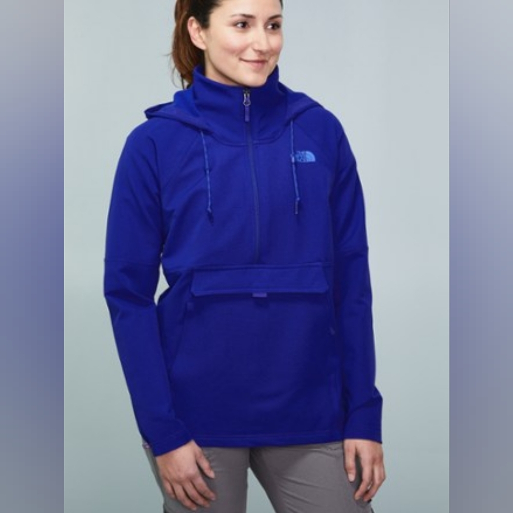 North face Women's Tekno Hoodie Size Medium